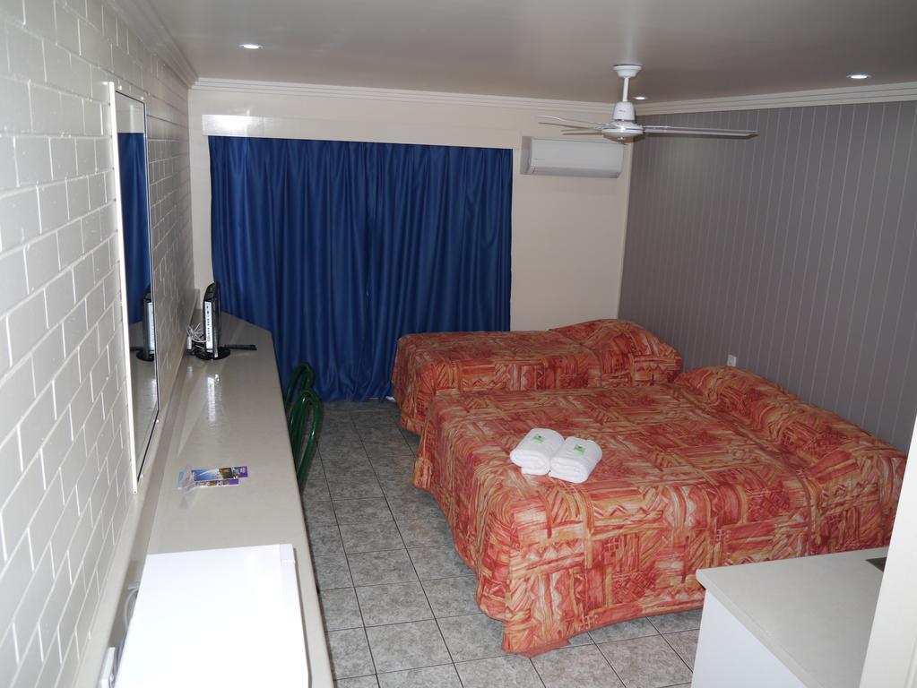 Emu Park Motel Szoba fotó